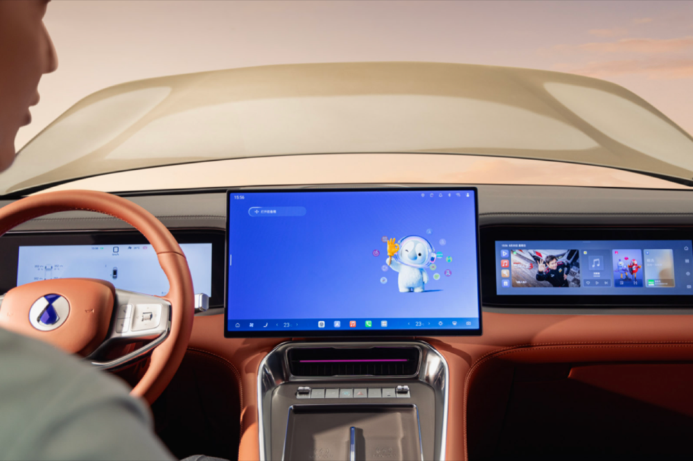 Denza N8L EV six-seat luxury SUV