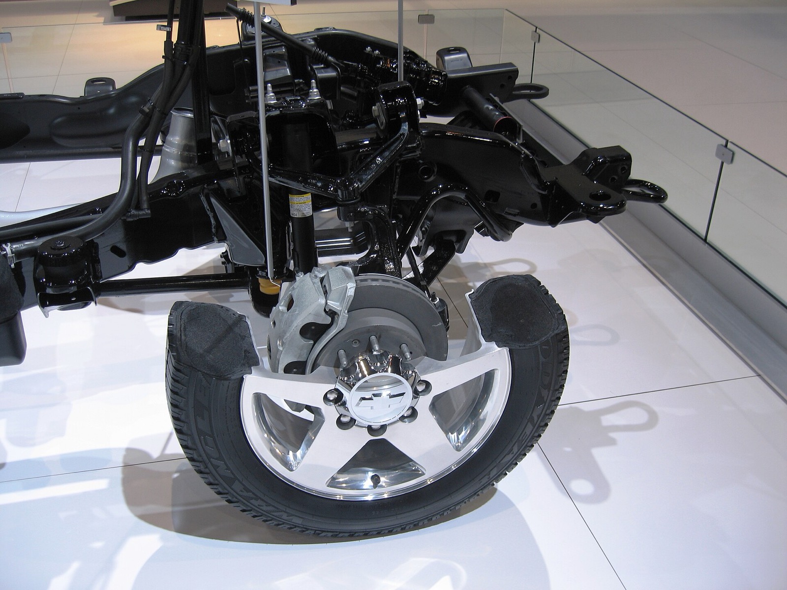 Body-on-frame ladder chassis (Chevy Silverado cutaway)